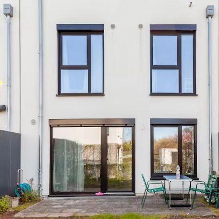 Beautiful Room With Balcony Direction To Messe Hannover Exterior foto